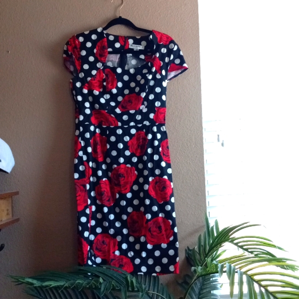 Grace Karin 50's Pinup midi dress with Red, Black, & White polka dots.  Medium